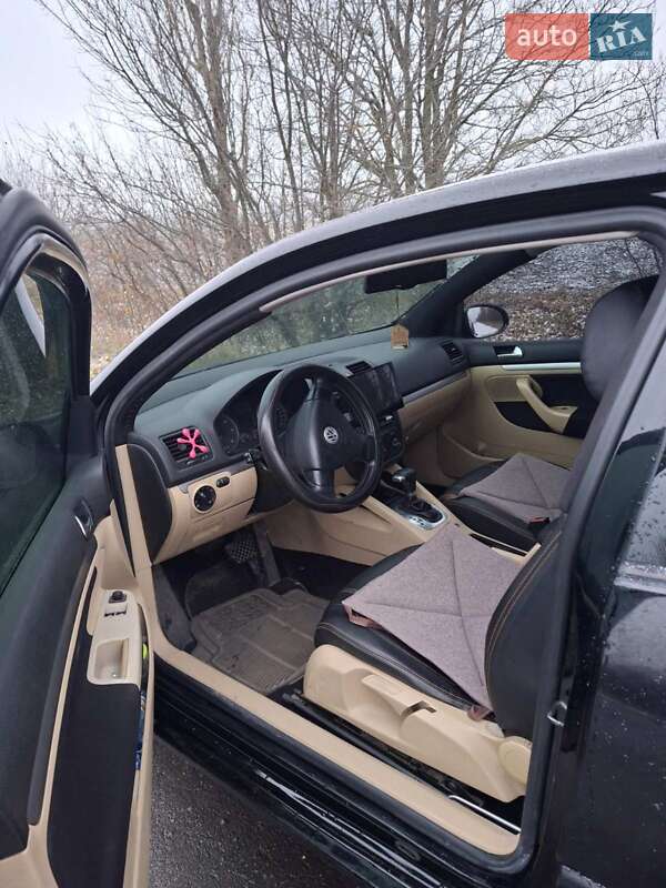 Хетчбек Volkswagen Golf 2006 в Подільську