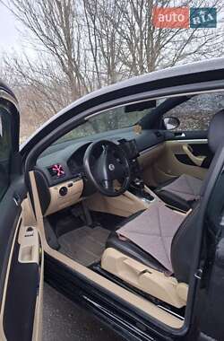Хэтчбек Volkswagen Golf 2006 в 