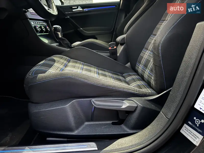 Volkswagen Golf 2015 VIN WVWZZZAUZFW805440 фото оголошення 22 з 86