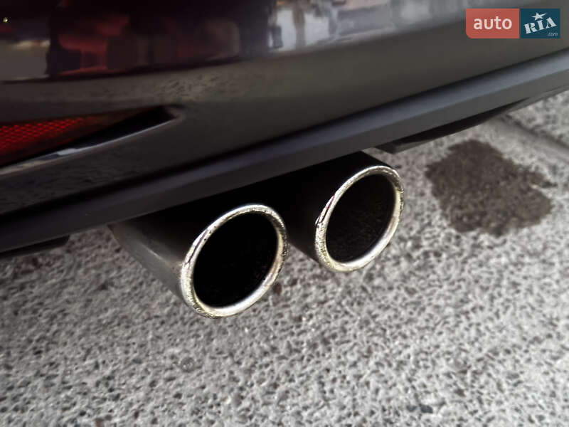 Хэтчбек Volkswagen Golf 2015 в Житомире