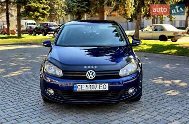 Хэтчбек Volkswagen Golf 2010 в 