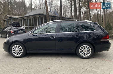 Універсал Volkswagen Golf 2010 в 