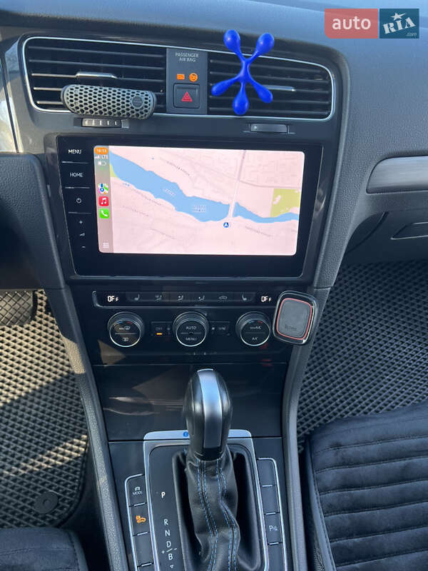 Хетчбек Volkswagen Golf 2020 в Вінниці