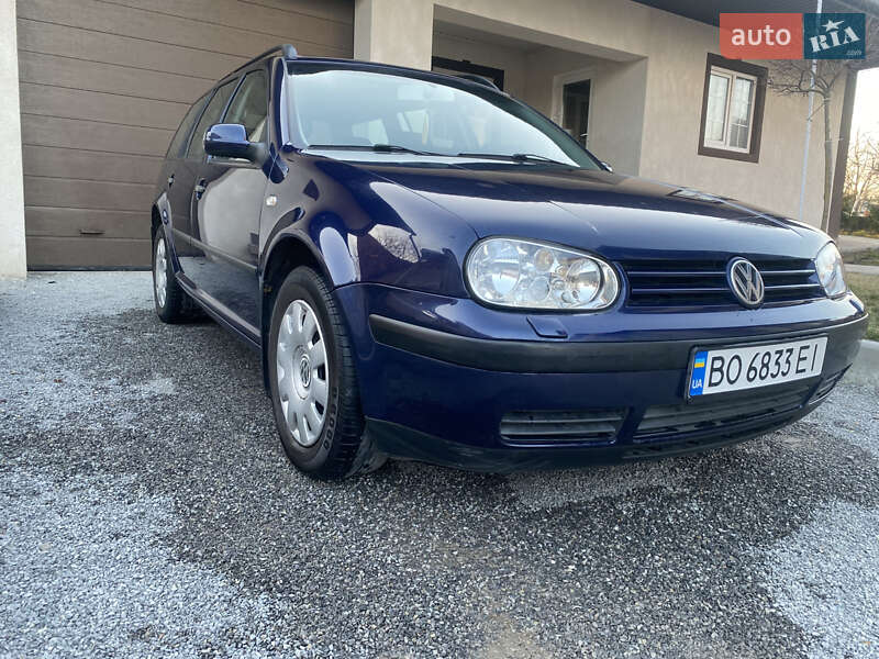 Volkswagen Golf 2001