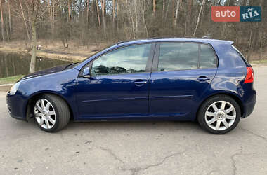 Хетчбек Volkswagen Golf 2008 в 