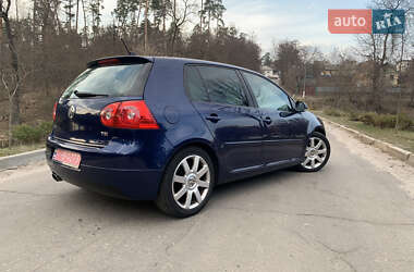 Хетчбек Volkswagen Golf 2008 в 