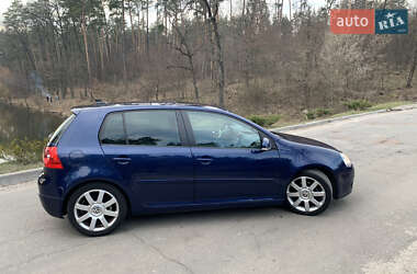 Хетчбек Volkswagen Golf 2008 в 