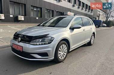 Універсал Volkswagen Golf 2020 в 