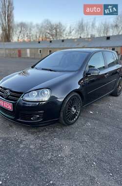 Хэтчбек Volkswagen Golf 2008 в 