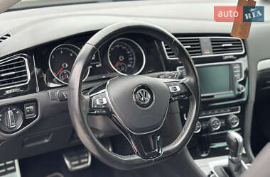 Универсал Volkswagen Golf 2017 в 