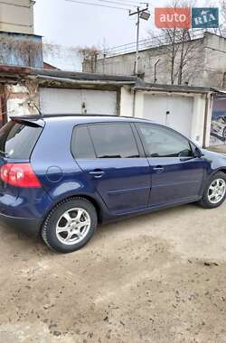 Хетчбек Volkswagen Golf 2006 в 