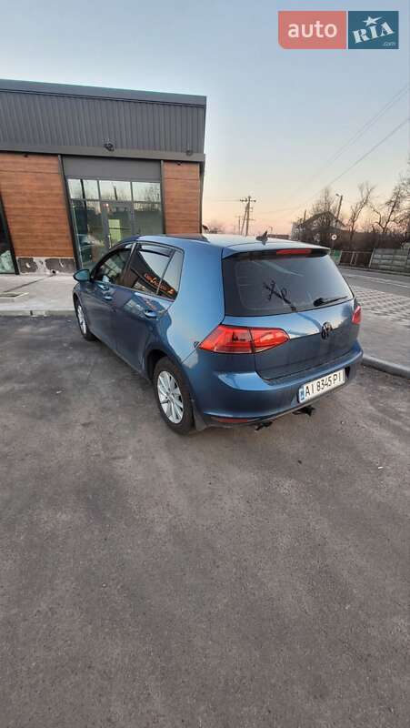 Хетчбек Volkswagen Golf 2016 в Ірпені