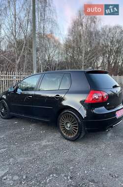 Хэтчбек Volkswagen Golf 2008 в 