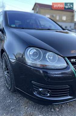 Хэтчбек Volkswagen Golf 2008 в 