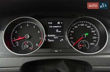 Хетчбек Volkswagen Golf 2017 в 