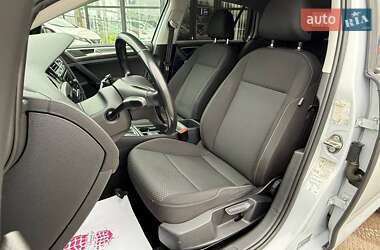 Хетчбек Volkswagen Golf 2017 в 
