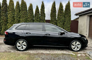 Универсал Volkswagen Golf 2022 в 