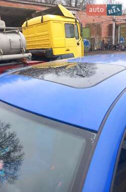 Хетчбек Volkswagen Golf 1999 в 