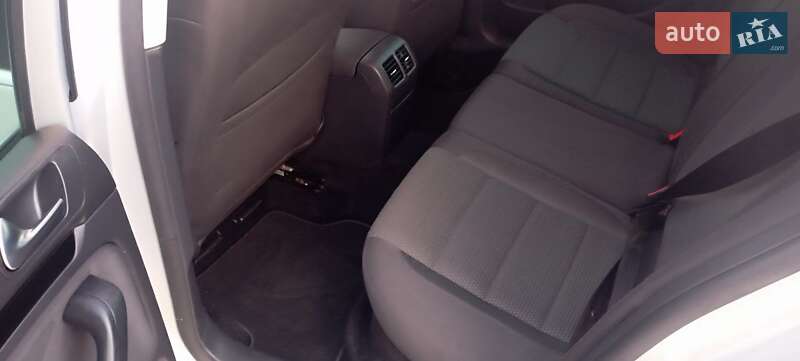 Универсал Volkswagen Golf 2009 в Хмельнике фото 13 Универсал Volkswagen Golf 2009 в Хмельнике
