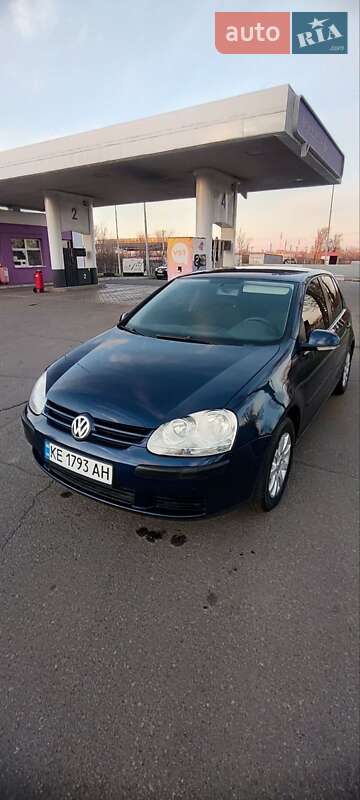 Volkswagen Golf 2005