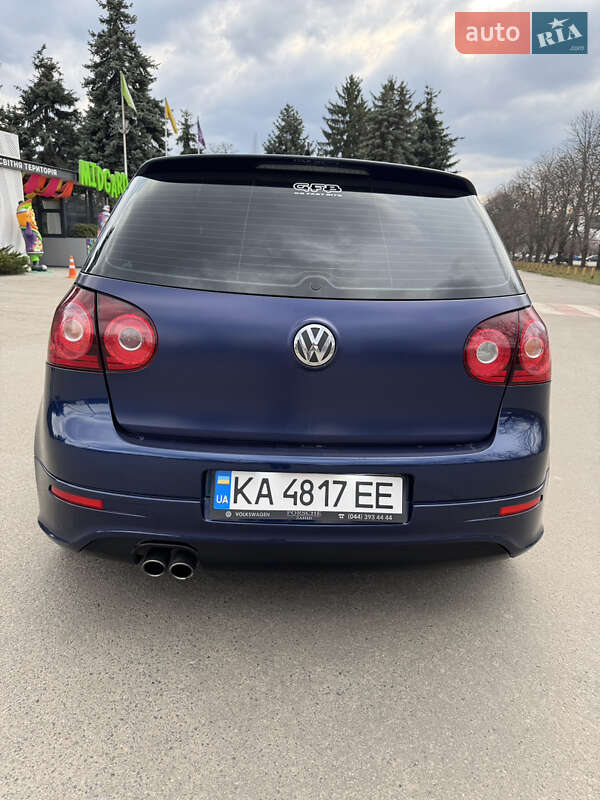 Хетчбек Volkswagen Golf 2006 в Києві