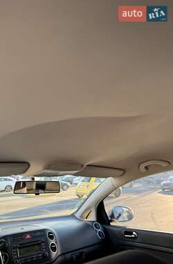 Хэтчбек Volkswagen Golf 2005 в 