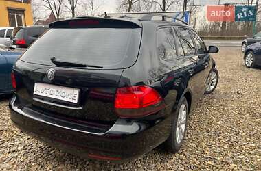Универсал Volkswagen Golf 2012 в 
