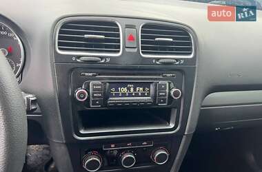 Универсал Volkswagen Golf 2012 в 