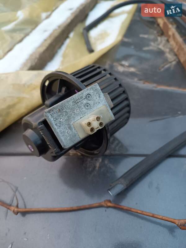 Хетчбек Volkswagen Golf 1988 в Прилуках