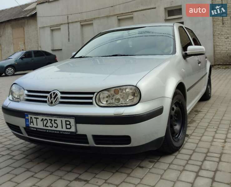 Volkswagen Golf 2000