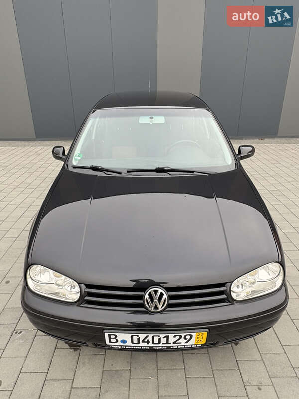 Хэтчбек Volkswagen Golf 2000 в Хмельницком