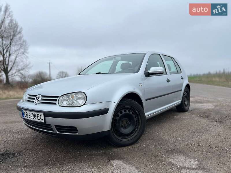 Volkswagen Golf 2001