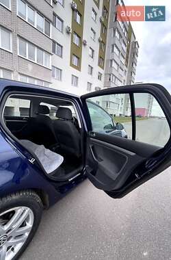 Хэтчбек Volkswagen Golf 2006 в 