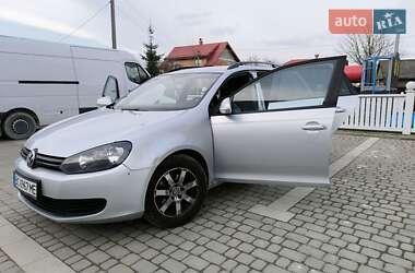 Универсал Volkswagen Golf 2012 в 