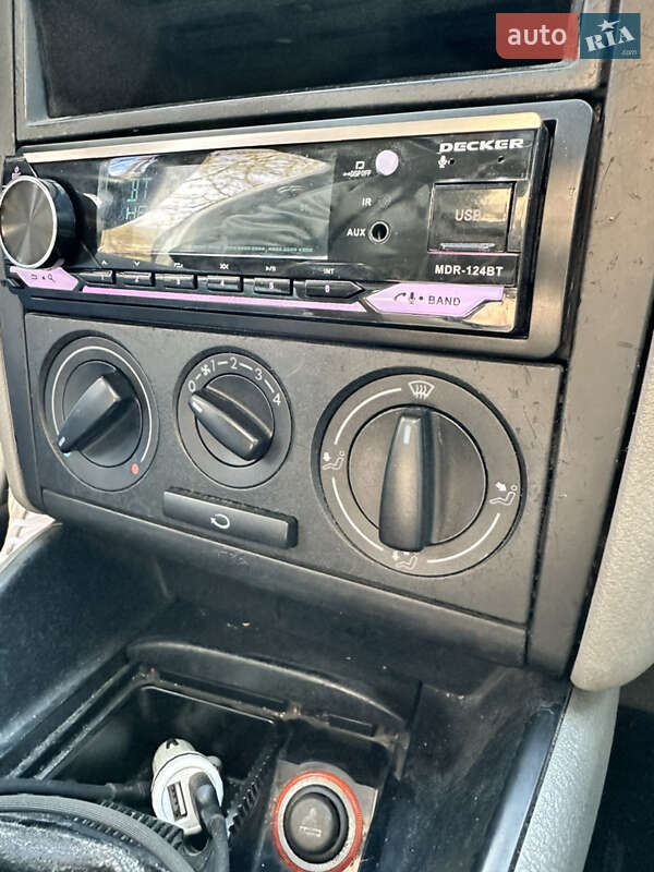 Хетчбек Volkswagen Golf 2000 в Тернополі