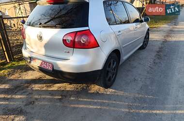 Хетчбек Volkswagen Golf 2007 в Звягелі