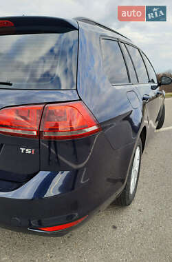 Универсал Volkswagen Golf 2015 в 