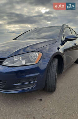 Универсал Volkswagen Golf 2015 в 
