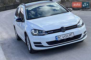Універсал Volkswagen Golf 2016 в 