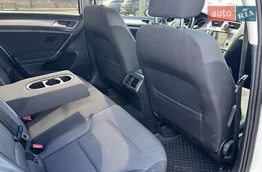 Універсал Volkswagen Golf 2016 в 