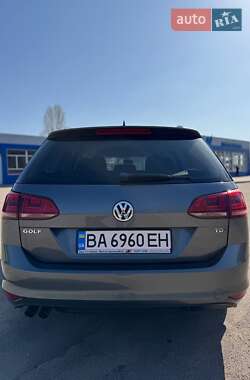 Универсал Volkswagen Golf 2015 в 