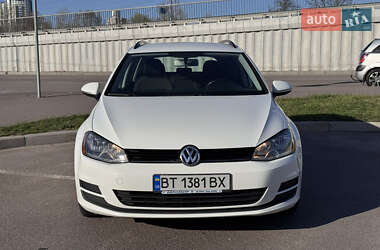 Универсал Volkswagen Golf 2015 в 
