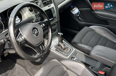 Универсал Volkswagen Golf 2014 в 