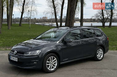 Универсал Volkswagen Golf 2014 в 