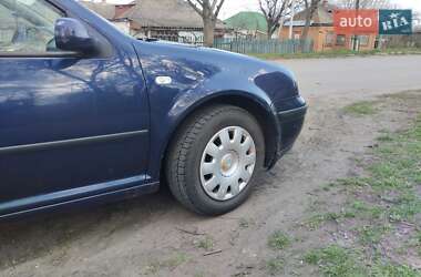 Универсал Volkswagen Golf 2001 в 