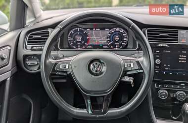 Універсал Volkswagen Golf 2017 в 