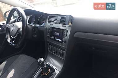 Універсал Volkswagen Golf 2014 в Богодухіву