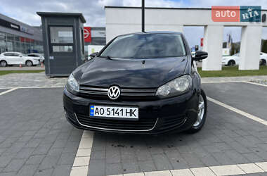Хэтчбек Volkswagen Golf 2010 в Мукачево