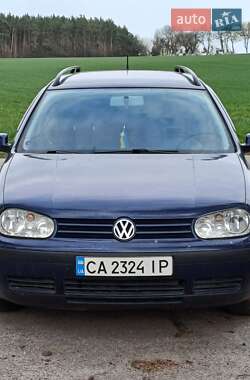 Універсал Volkswagen Golf 2002 в 