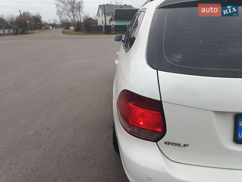 Универсал Volkswagen Golf 2011 в Переяславе